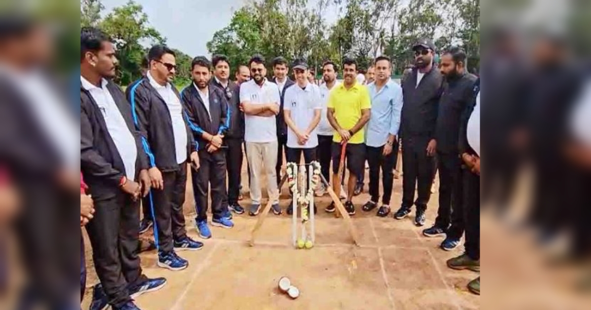 belgaum electronic media associan aayojeet cricket spardheche udghatan