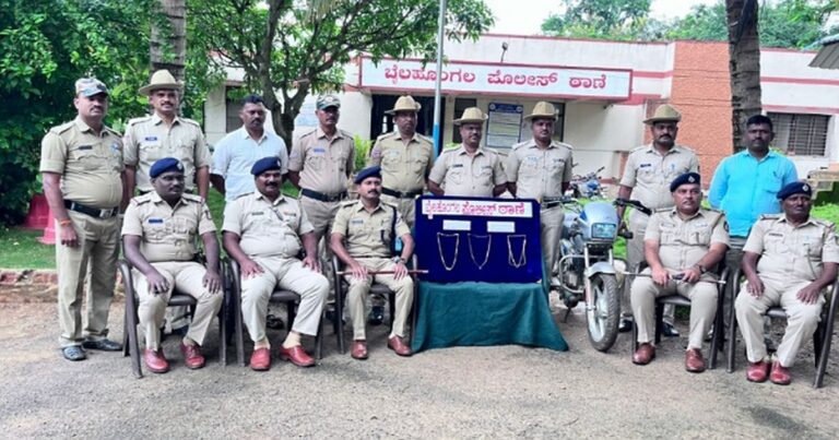 four accused arrested in two separate cases of robbing women