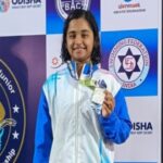 aarohi chitragar wins silver medal in national swimming championship
