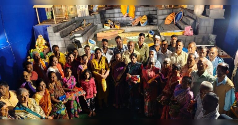 b.nath pai chowk mandalachya vatine vruddhana blankets taar vidhyarthyana shaikshanik sahitya pradan