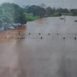 belgaum pareesraat pavsachi santatdhar ; janjeevan viskalit