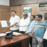 hanuman mandirchi jaga trustchya naave kara
