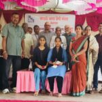 marathi bhasha nibandha spardhetil vijetyana bakshis vitaran