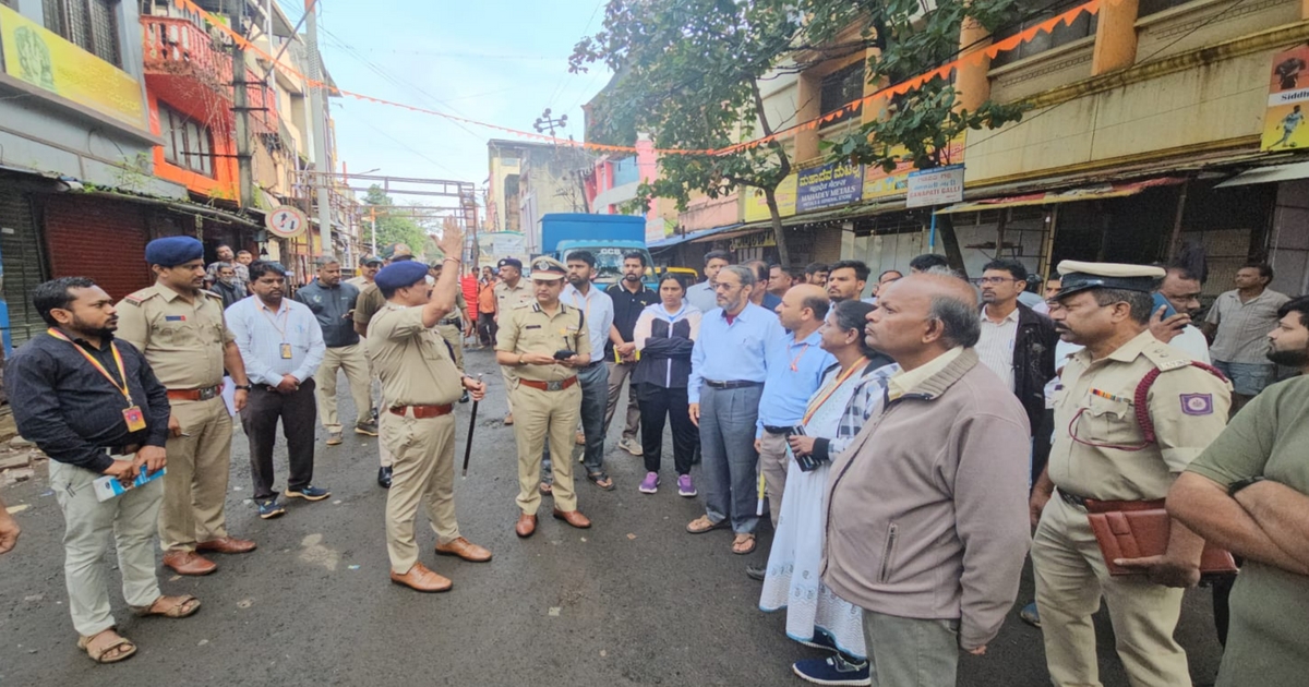 police, municipal corporation commissioner inspects ganeshotsav procession route