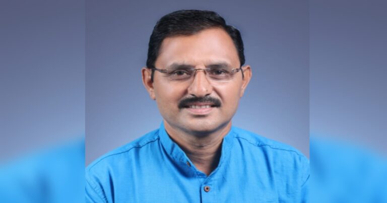 sarvajanik vachanalay aayojit bhajan spardhecha udya samarop