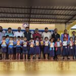 yuva sameetichya vatine vividha shalana shaikshanik sahityache vitaran