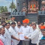 yuva samiti seemabhagchyavatine aamdar vitthal halgekar yana nivedan
