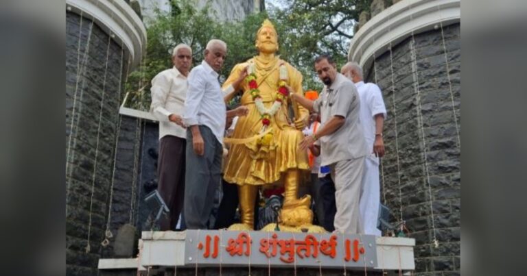 belgavat aarakshan yashabaddal maratha samajatarfe vijayotsav sajara