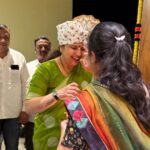 maji aamdar dr.anjalitai nimbalkar yani sunil aavdan yanchya ganeshache ghetale darshan