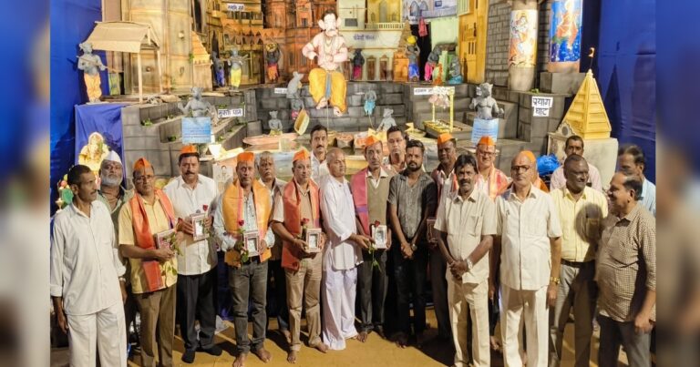 path pai chowk mandalane lokmanyana abhipret utshav sajara kela