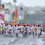 sahavya divshi bhar pavasat utsahat durgamata daud