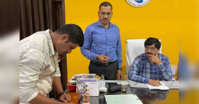 belgaum engineer arrested taking bribe water supply department