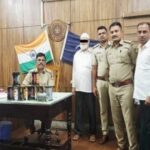 belgavat dhokadayak manja vikrivar policeanchi karwai