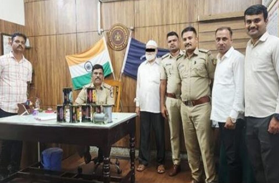 belgavat dhokadayak manja vikrivar policeanchi karwai
