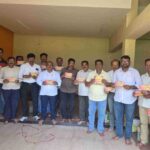 bjpche nete dhananjay jadhav yanchya netrutvakhali sugandhi utanyache mofat vitran