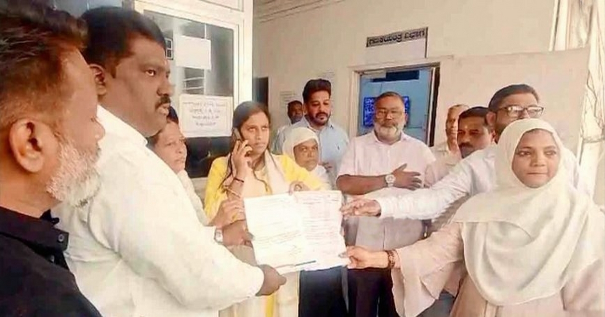 congress nagarsevakancha mahasul upayukta reshma talikote yanna pathinba