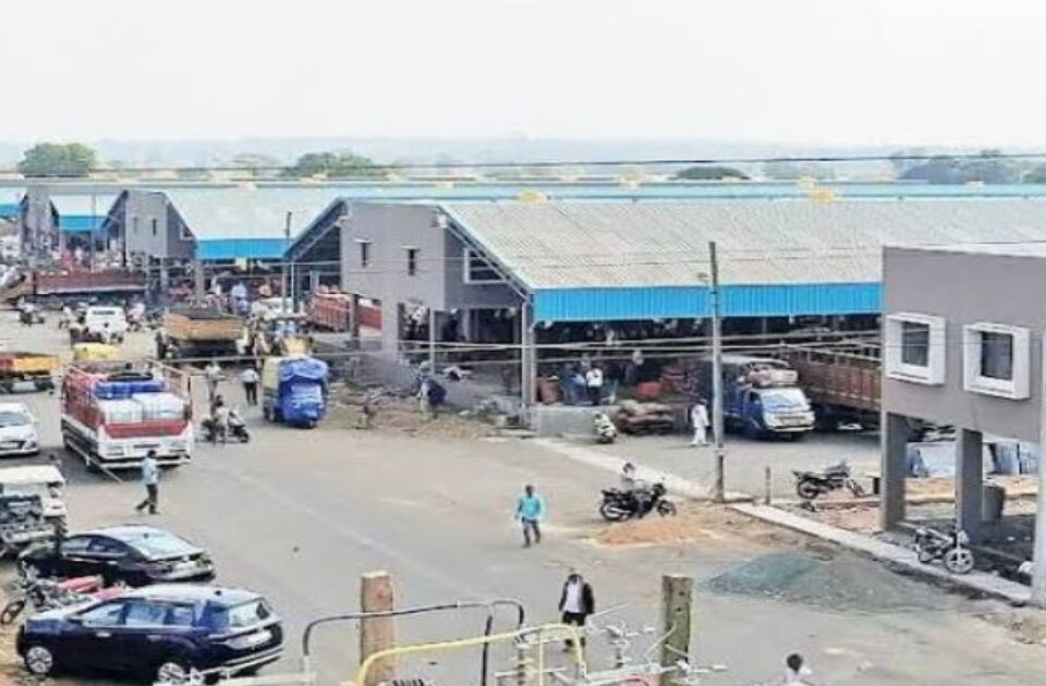 high court dismisses both petitions of jai kisan vegetable market