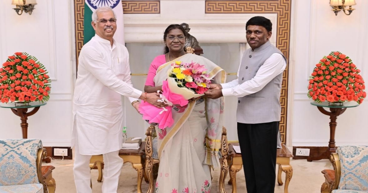kanakon lokotsavache rashtrapatinna aamantran
