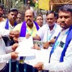 sarnyayadhishancha avman karanyarya vakilala haddapar kara