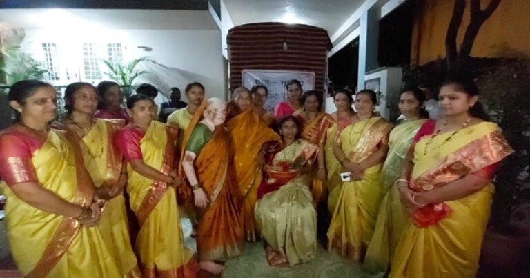 sasu-soon grouptarfey kavayitri smita patil yanchya satkar