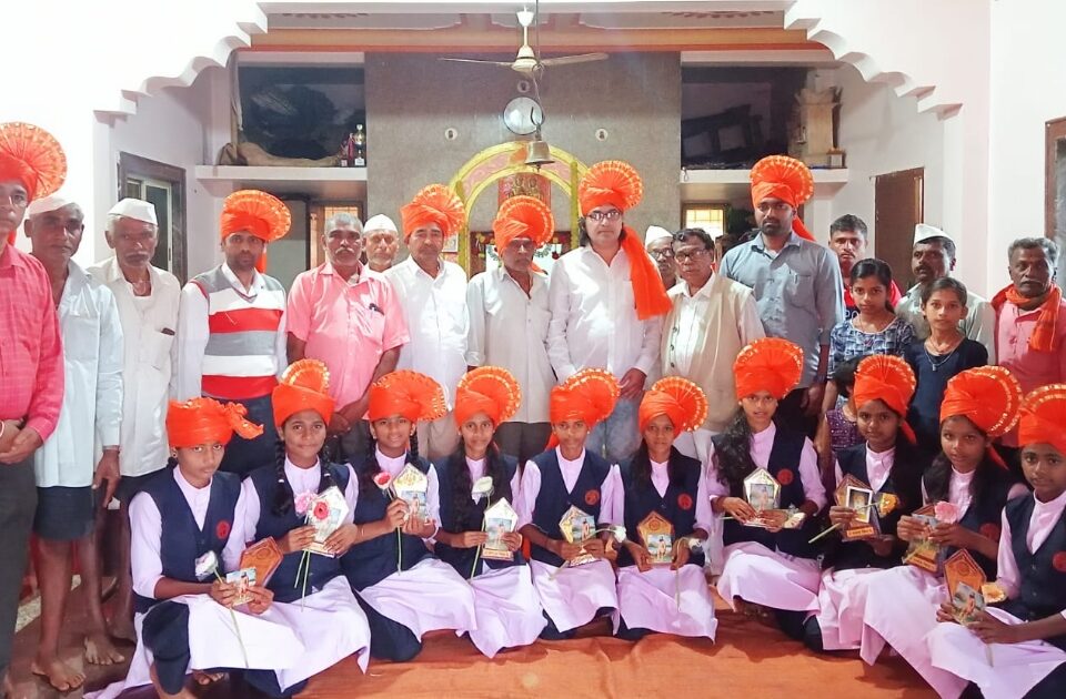 talented kabaddi players honored in kawalewadi