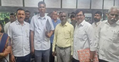 yellur grampanchayatitil 27 vikas kamavar niyambahya kharchacha aarop