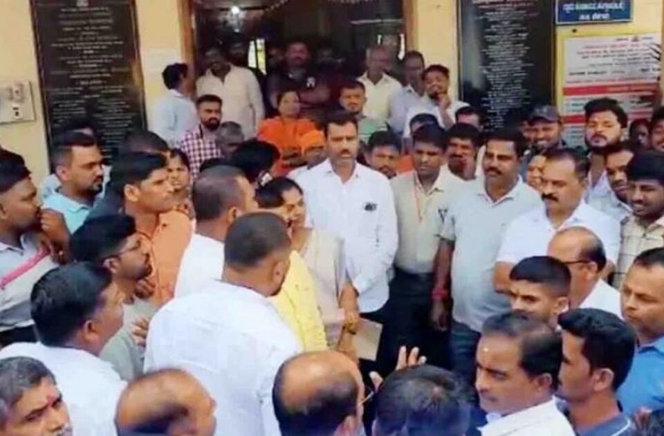citizens besiege gram panchayat in kangrali b. k