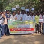 crop surveyors protest in belgaum
