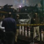 eight people killed in explosion near red fort