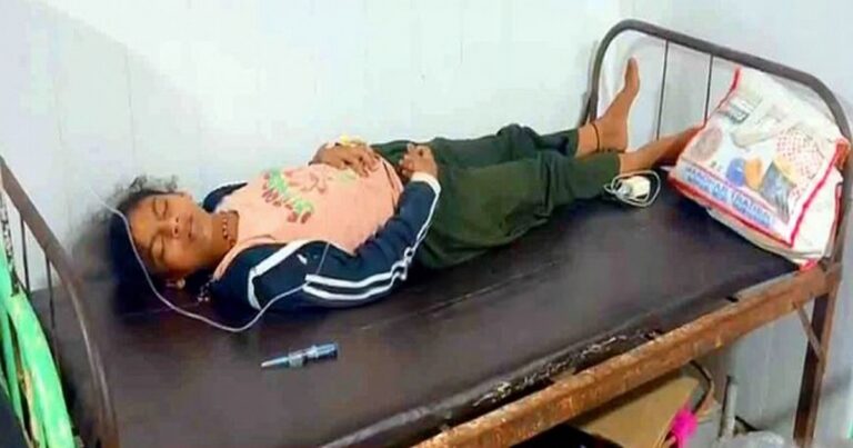 hirekodi morarji school again food poisoning 16 students riot