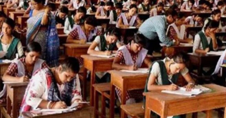 karnatakatil baravi, dahavichya pariksheche antim velapatrak jahir