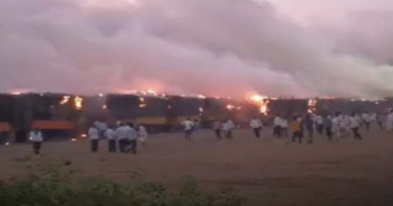 mudhol farmers protest sugarcane rate violence tractor trolleys burnt
