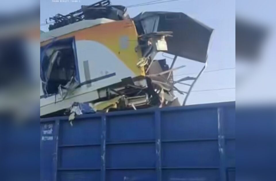 passenger train collides with freight train ten dead