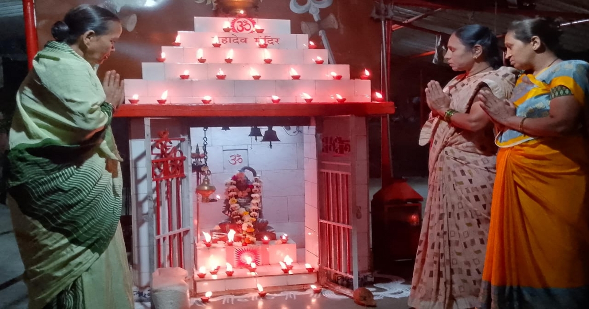 shahapur muktidham smashanbhumi ujalali deepotsavane