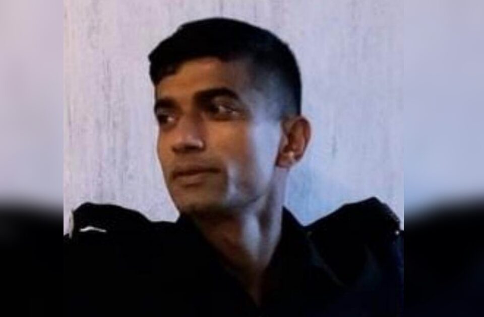 ambevadicha jawan nagalandmadhye hutatma