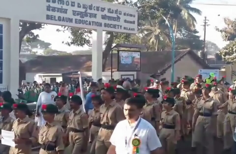 b. k. model highschool shatabdi mahotsavachya prabhat ferila utsfurt pratisad