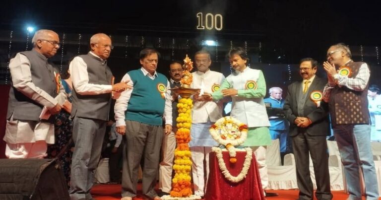 b. k. model highschoolchya shatabdi mahotsavala prarambh