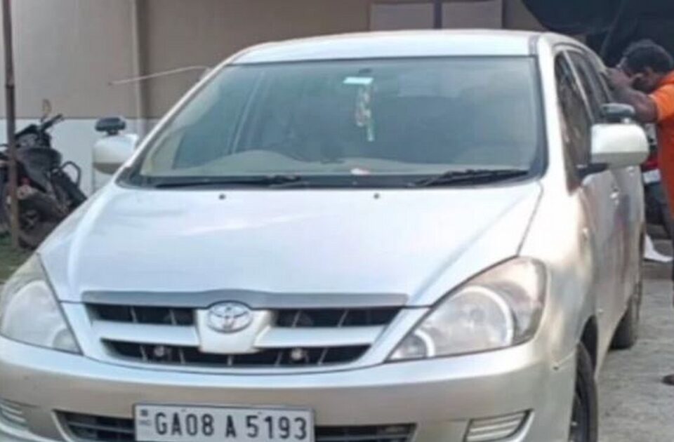 beef seized from innova car at anmod ghat