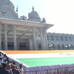 belgavateel suvarnsaudh pranganat aetihasik rashtradhwajache anavaran