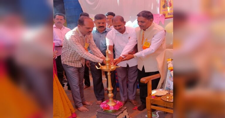 chalvenhatti prathamik marathi shalet kalika habba utsahat