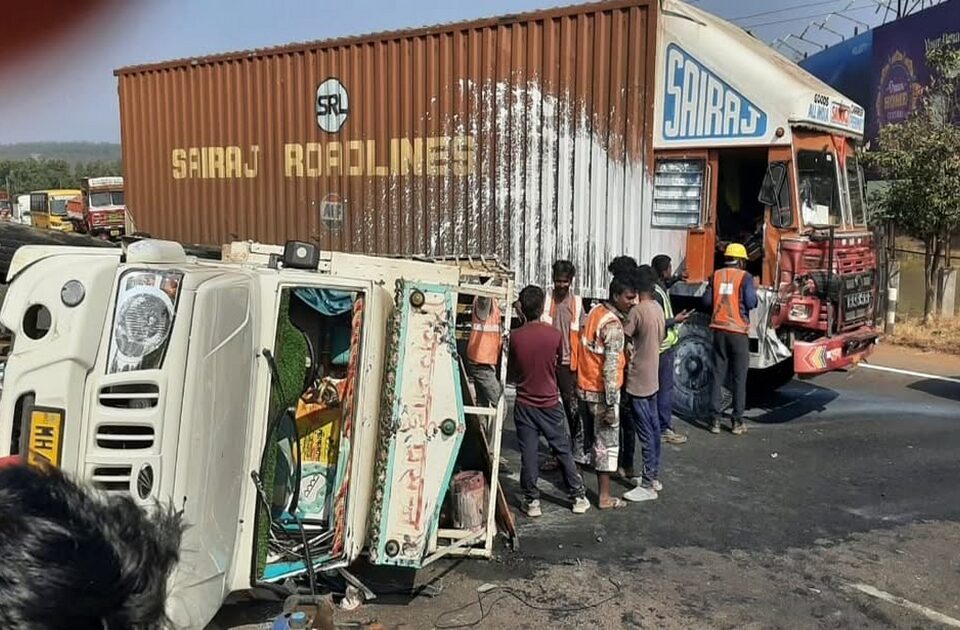 kakati mahamargawar bhishan apghat