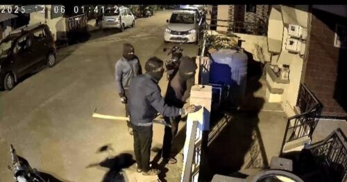 nipanit shastradhari chorotyakadun dhadsi gharphodicha prayatna