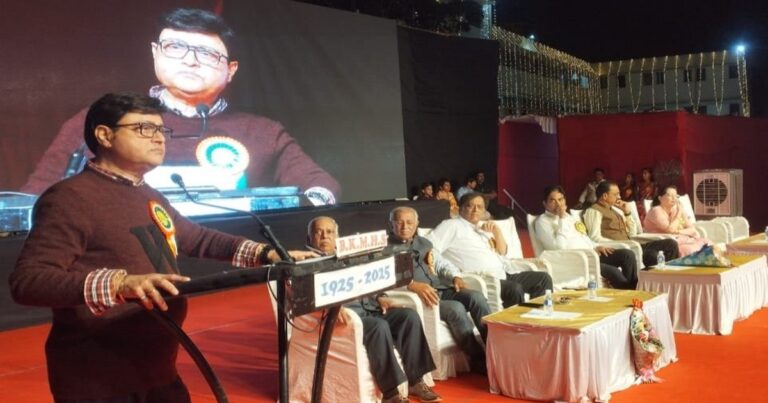 nirantar shikat rahane garajeche