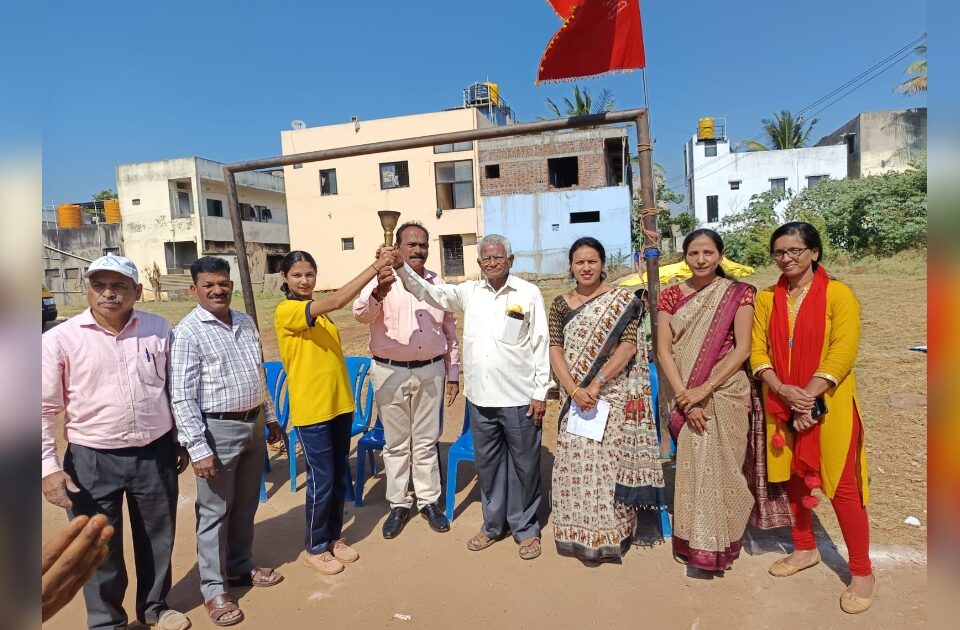 the annual sports competition was held with great enthusiasm at dilip damle school