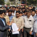 amdar laxman savadi yanchyavar karwaichya maganisathi andolan