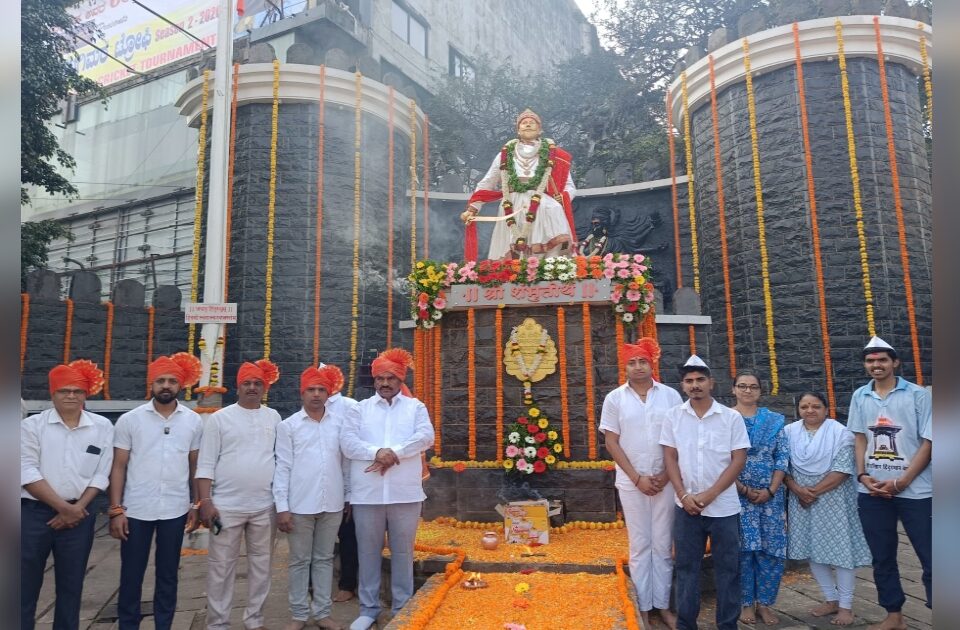 belagavat chhatrapati sambhaji maharaj rajyabhishek din thataamatat sajara