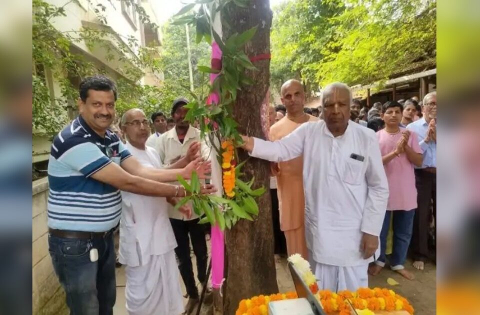 belgavatil shrikrishna rathyatrechya mandapachi muhurtmedh