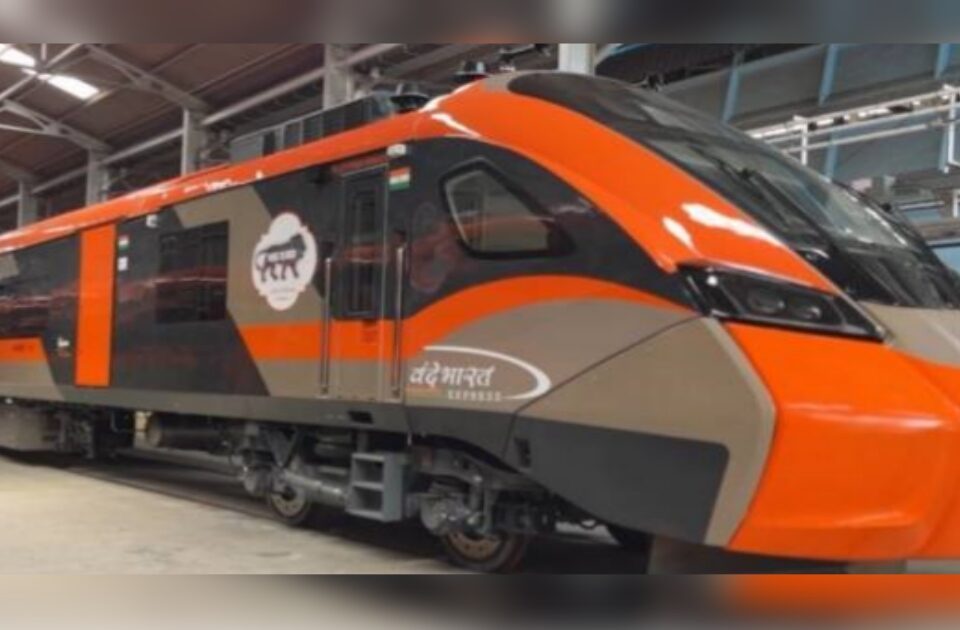 bharatatil pahili vande bharat sleeper train sevet dakhal