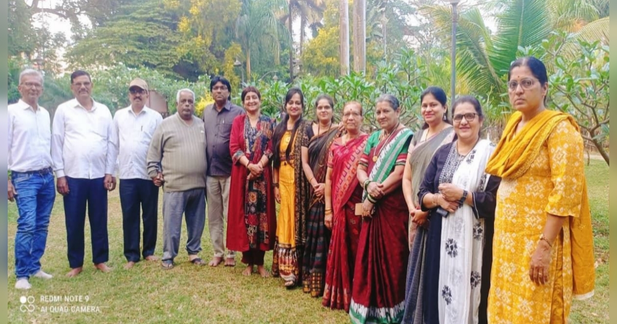 kavyagunjanat rangala bag parivaracha navvarshatil pahila karyakram