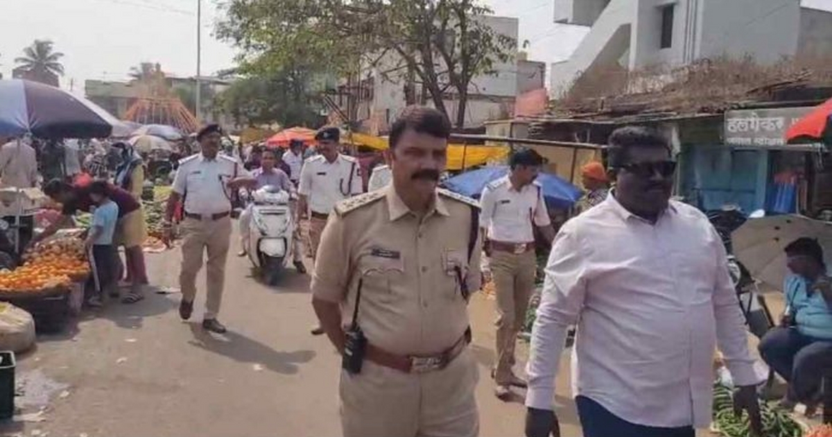 khasbag athavdi bajaratil gardi-vahatuk kondi rokhanyasathi kadak upayojana